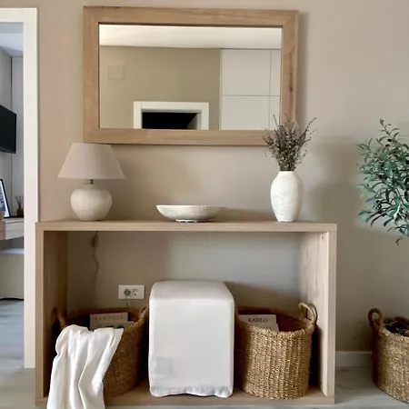 Apartamento Up&above ,new Luxury Apt, Steps From And Old Town Hvar Town